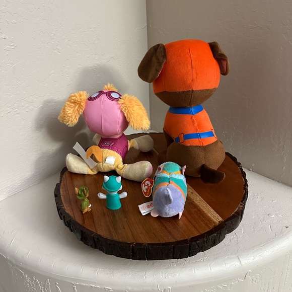 Nickelodeon Paw Patrol Skye, Zuma, Everest Plush Bundle Lot - Picture 3 of 4